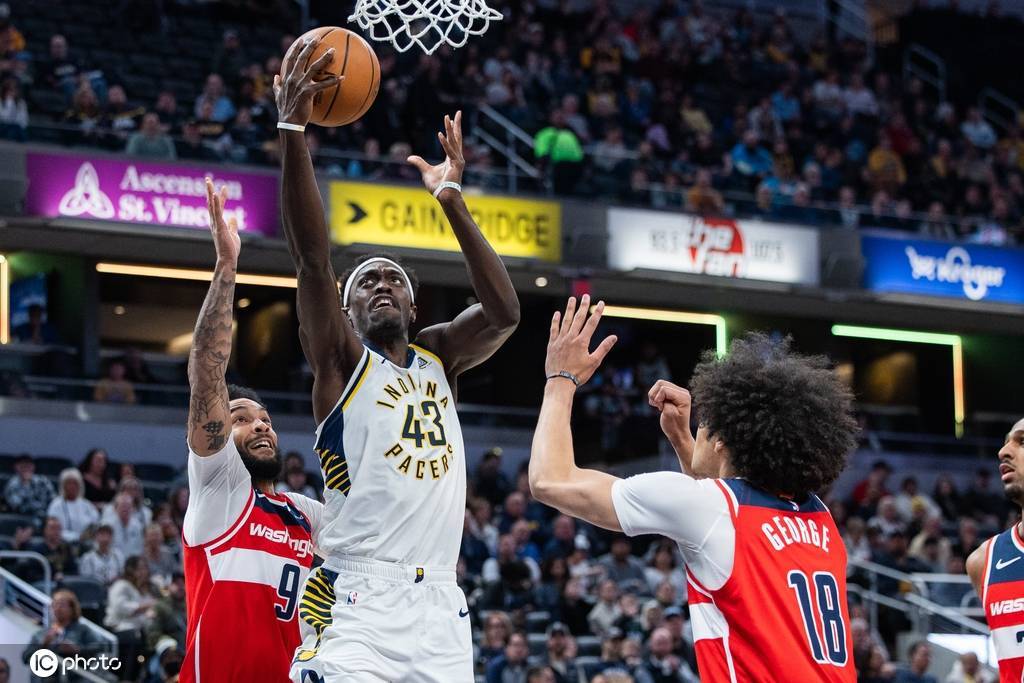 西亚卡姆24+10萨尔两双 哈里伯顿22分步行者胜奇才