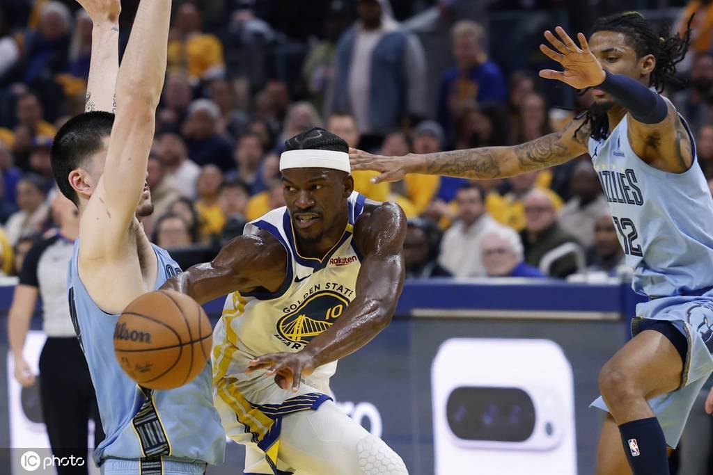 巴特勒强势托底力破魔咒 勇士惊险晋级夜最该谢他？