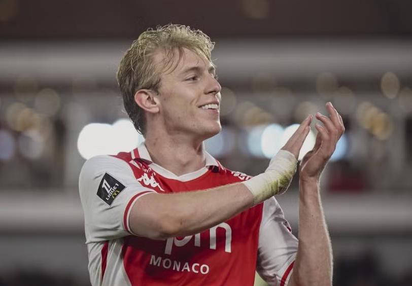 丹麦新星比尔雷斯创历史：70年来首位在法甲前7轮中完成3次帽子戏法