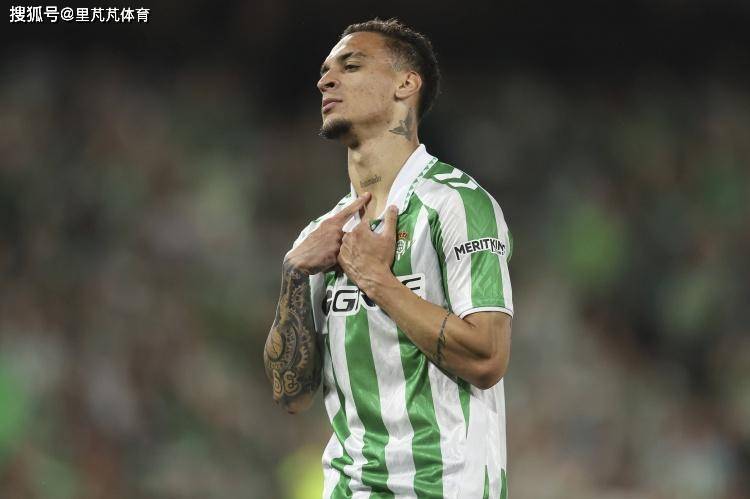 圆神爆发却难被贝蒂斯买下？4000万太贵了，曼联可能会继续租借