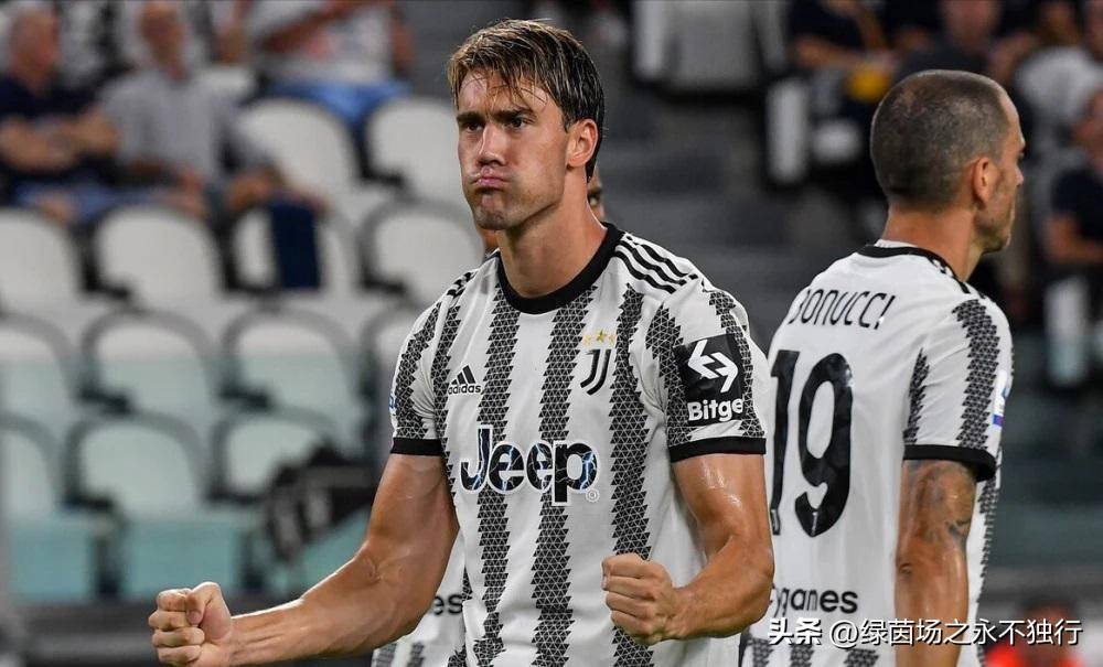 尤文图斯亏大了，8350万锋霸无人问津，意甲第一高薪沦为废柴！
