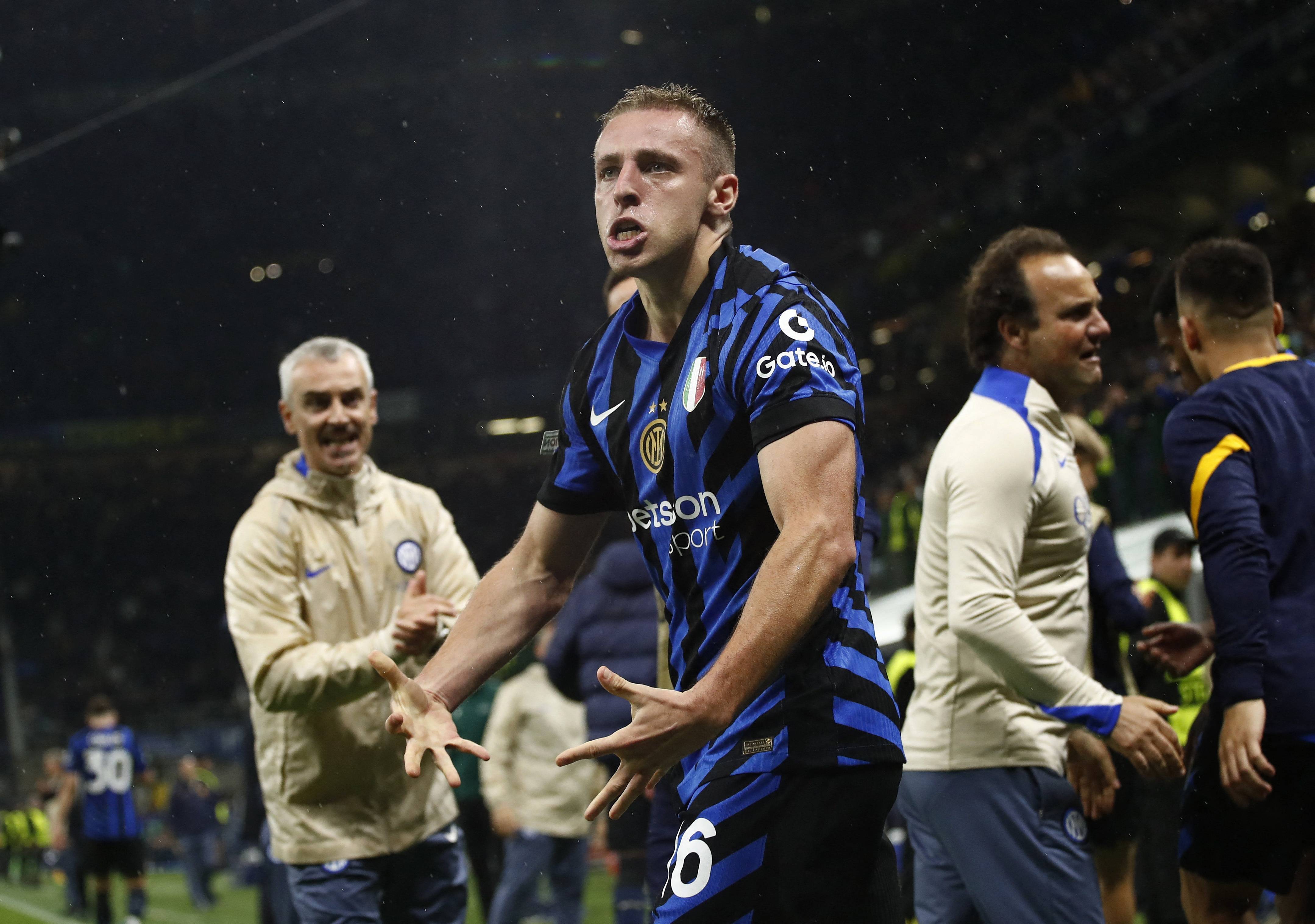 米体：由于国米换帅，弗拉泰西现在更可能继续留队